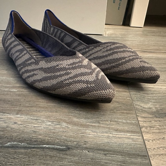 Rothy's Gray Zebra Pointed Flats Points Size 8.5 Washable Shoes Rothys - Picture 5 of 7